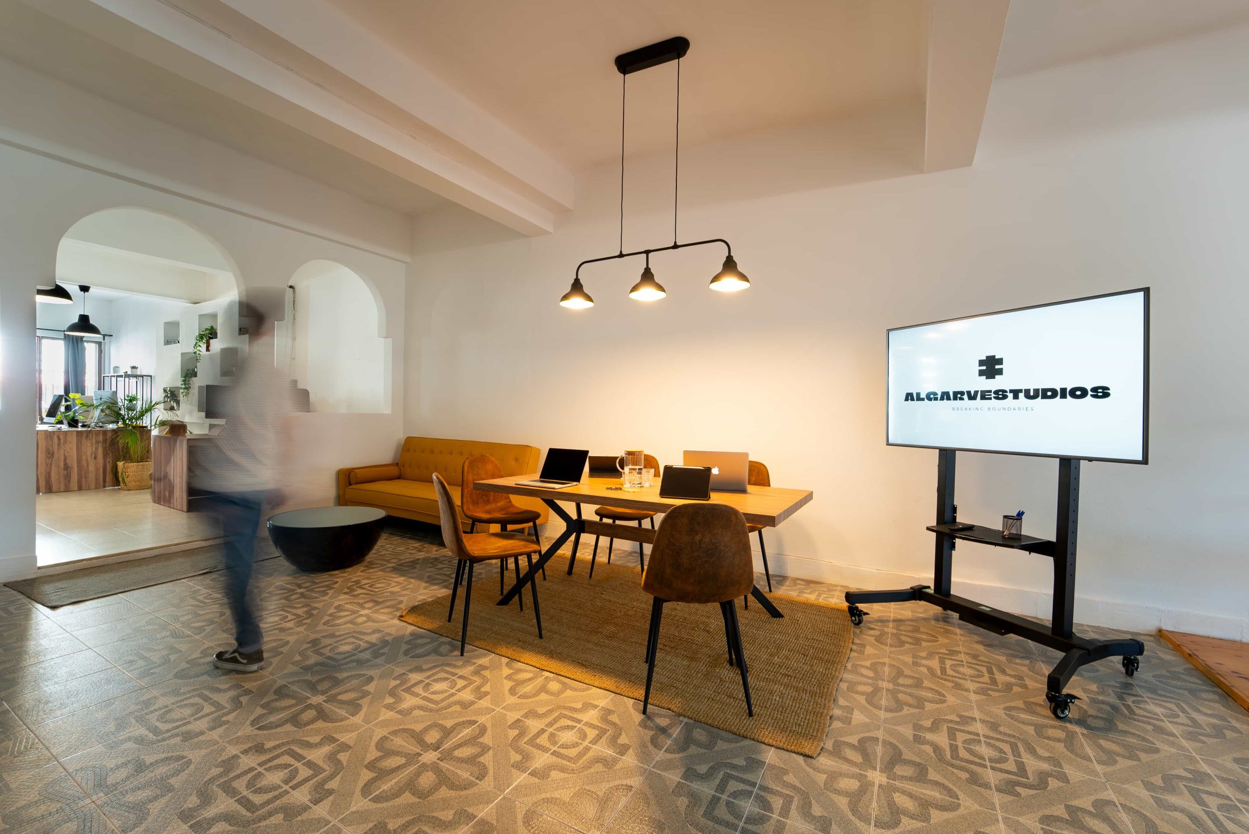 Algarve-Studios_Meeting-Space-2